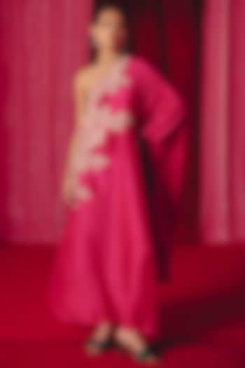 Fuchsia Pink Pure Silk Resham Hand Embroidered One-Shoulder Kaftan by Mrunalini Rao at Pernia's Pop Up Shop