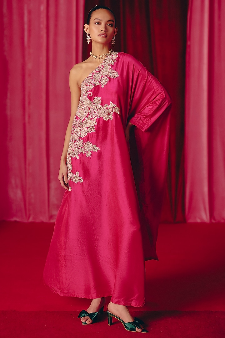 Fuchsia Pink Pure Silk Resham Hand Embroidered One-Shoulder Kaftan by Mrunalini Rao at Pernia's Pop Up Shop