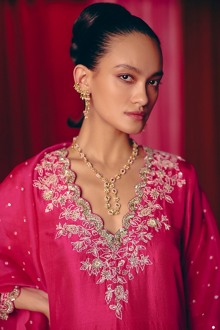 Fuchsia Pink Pure Silk Resham Hand Embroidered Straight Kurta Set by Mrunalini Rao at Pernia's Pop Up Shop