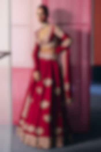 Red Matka Silk Zardosi & Motif Embroidered Bridal Lehenga Set by Mrunalini Rao at Pernia's Pop Up Shop