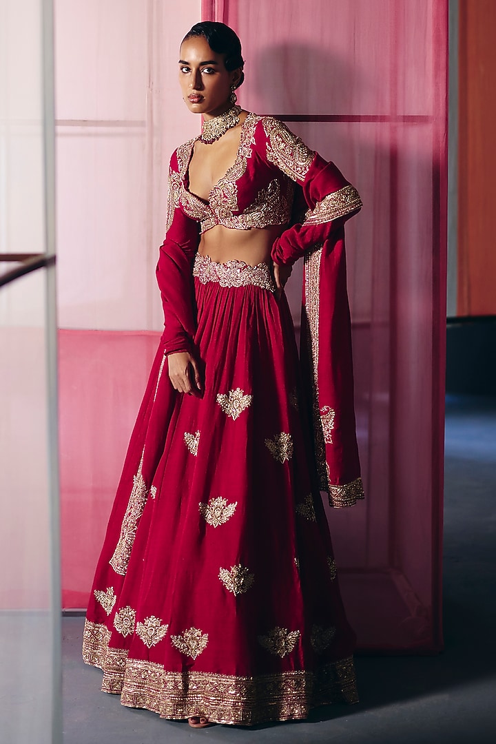 Red Matka Silk Zardosi & Motif Embroidered Bridal Lehenga Set by Mrunalini Rao at Pernia's Pop Up Shop