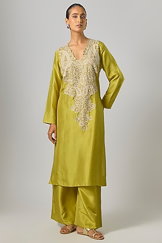 Lime Green Silk Hand Embroidered Kurta Set by Mrunalini Rao