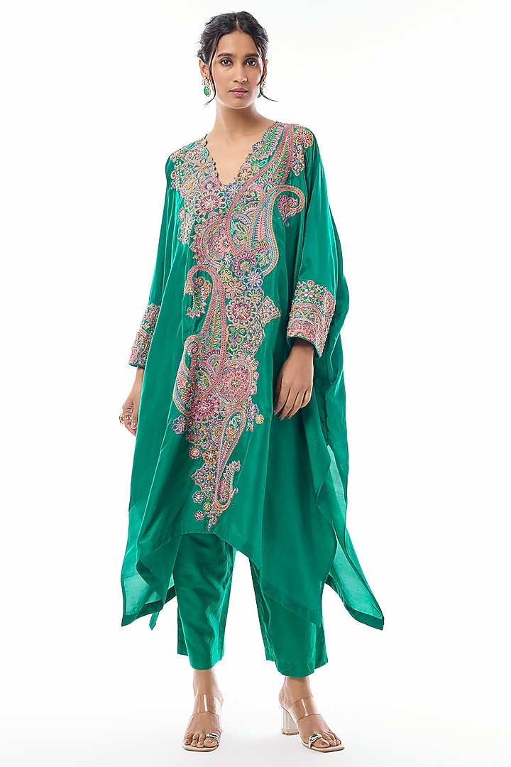 Vivid Blue Silk Resham & Zardosi Embroidered Kurta Set by Mrunalini Rao at Pernia's Pop Up Shop