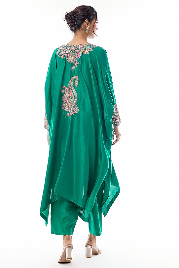 Vivid Blue Silk Resham & Zardosi Embroidered Kurta Set by Mrunalini Rao at Pernia's Pop Up Shop