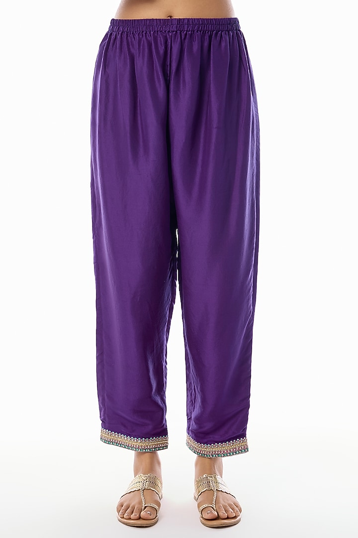 Purple Pure Silk Resham & Zardosi Embroidered Kurta Set by Mrunalini Rao at Pernia's Pop Up Shop