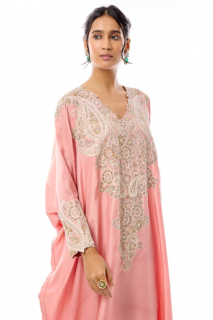 Pink Pure Silk Zardosi Hand Embroidered Kurta Set by Mrunalini Rao at Pernia's Pop Up Shop