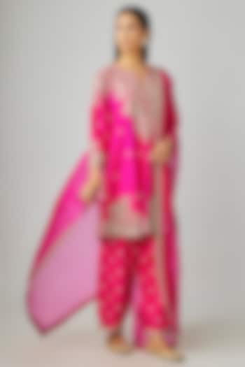 Fuchsia Pink Pure Silk Zardosi Hand Embroidered Short Kurta Set by Mrunalini Rao at Pernia's Pop Up Shop