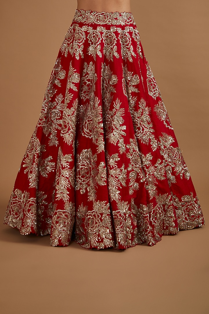 Red Embroidered Bridal Lehenga Set by Mrunalini Rao at Pernia's Pop Up Shop