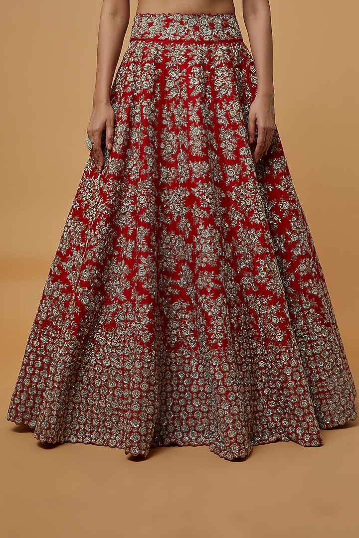 Red Embroidered Bridal Lehenga Set by Mrunalini Rao at Pernia's Pop Up Shop