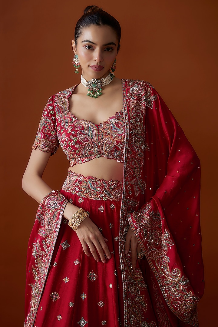 Red Pure Silk Zardosi Embroidered Bridal Lehenga Set by Mrunalini Rao at Pernia's Pop Up Shop
