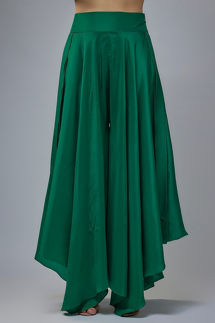 Rama Green Pure Silk Resham Hand Embroidered Short Kurta Set by Mrunalini Rao at Pernia's Pop Up Shop