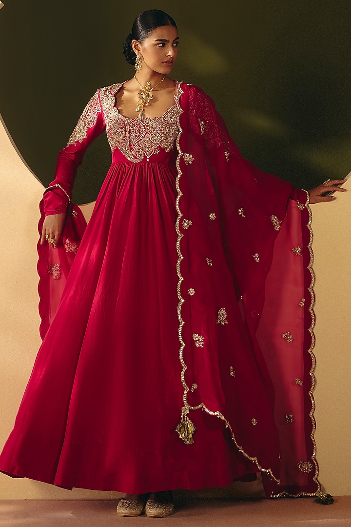 Red Silk Zardosi Embroidered Bridal Anarkali Set by Mrunalini Rao at Pernia's Pop Up Shop