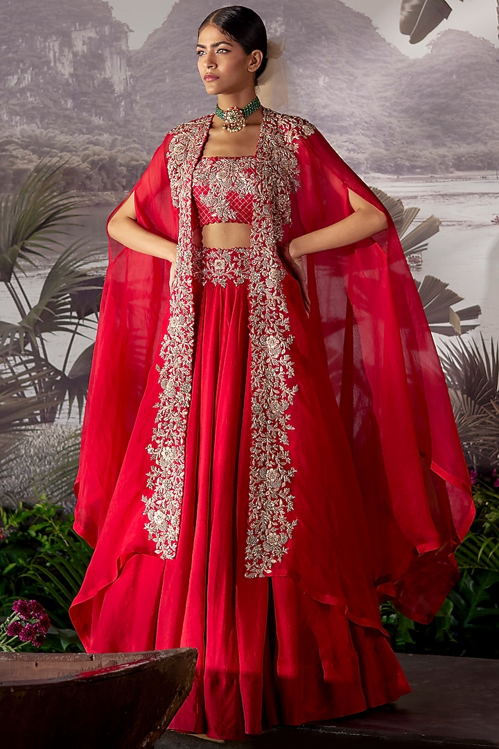 Red Embroidered Cape Set by Mrunalini Rao at Pernia's Pop Up Shop