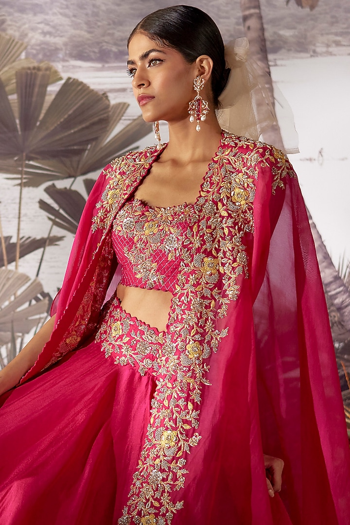 Pink Embroidered Cape Set by Mrunalini Rao at Pernia's Pop Up Shop