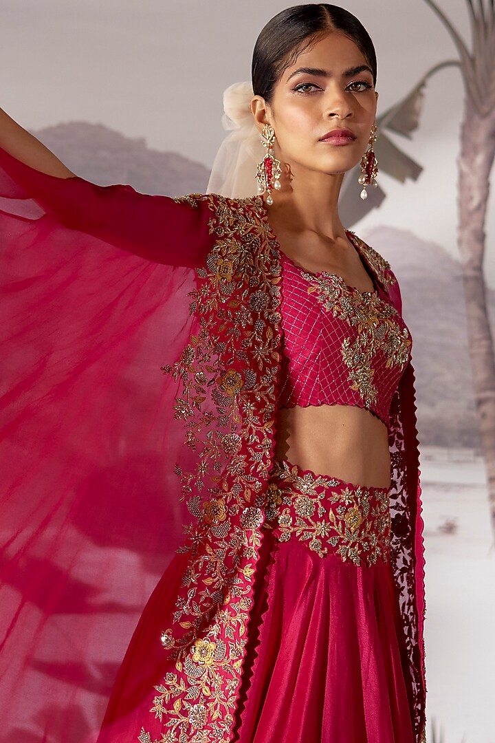 Pink Embroidered Cape Set by Mrunalini Rao at Pernia's Pop Up Shop