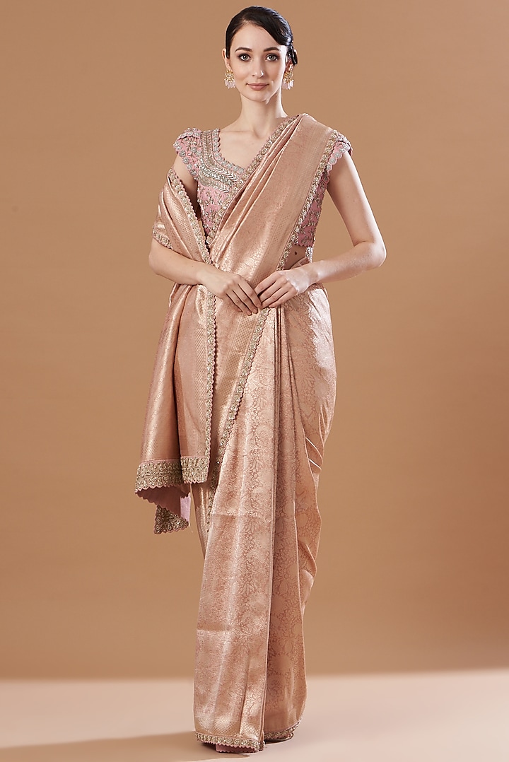 Rose Gold Raw Silk Saree Set by Mrunalini Rao at Pernia's Pop Up Shop