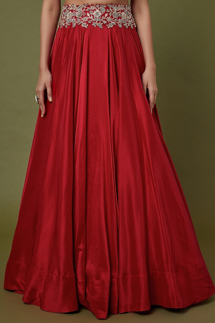 Red Organza & Raw Silk Zardosi Embroidered Cape Set by Mrunalini Rao at Pernia's Pop Up Shop
