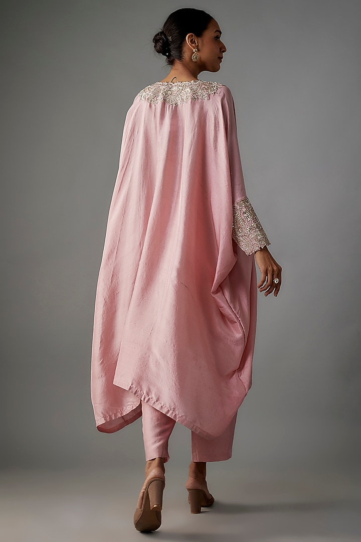 Baby Pink Pure Silk Hand Embroidered Kurta Set by Mrunalini Rao at Pernia's Pop Up Shop