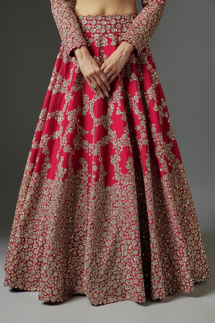 Red Raw Silk Zardosi Embroidered Bridal Lehenga Set by Mrunalini Rao at Pernia's Pop Up Shop