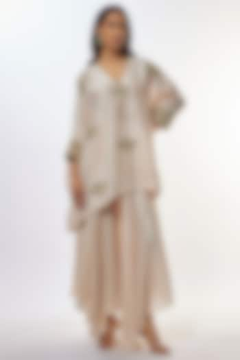 Ivory Pure Silk Zardosi Hand Embroidered Cuff Kurta Set by Mrunalini Rao at Pernia's Pop Up Shop