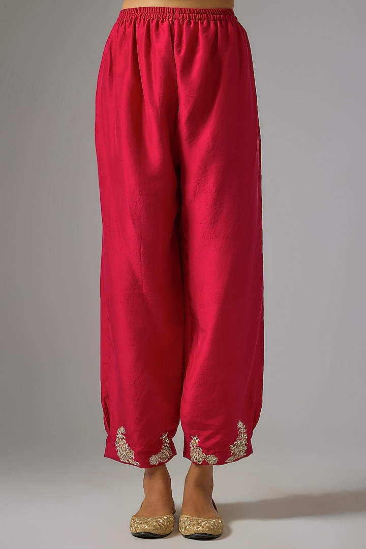 Red Silk Zardosi Hand Embroidered Kurta Set by Mrunalini Rao at Pernia's Pop Up Shop