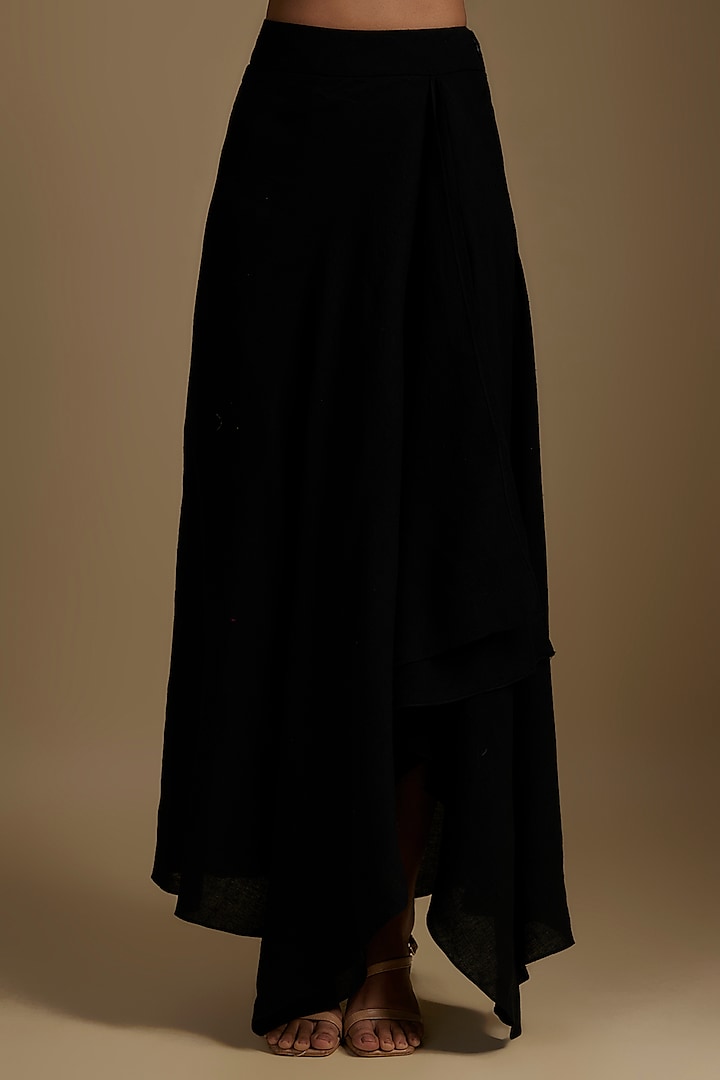 Black Matka Silk Draped Skirt Set by Mrunalini Rao at Pernia's Pop Up Shop