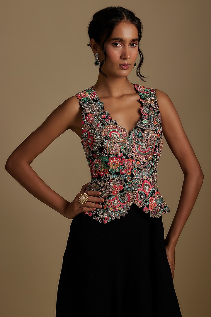 Black Matka Silk Draped Skirt Set by Mrunalini Rao at Pernia's Pop Up Shop
