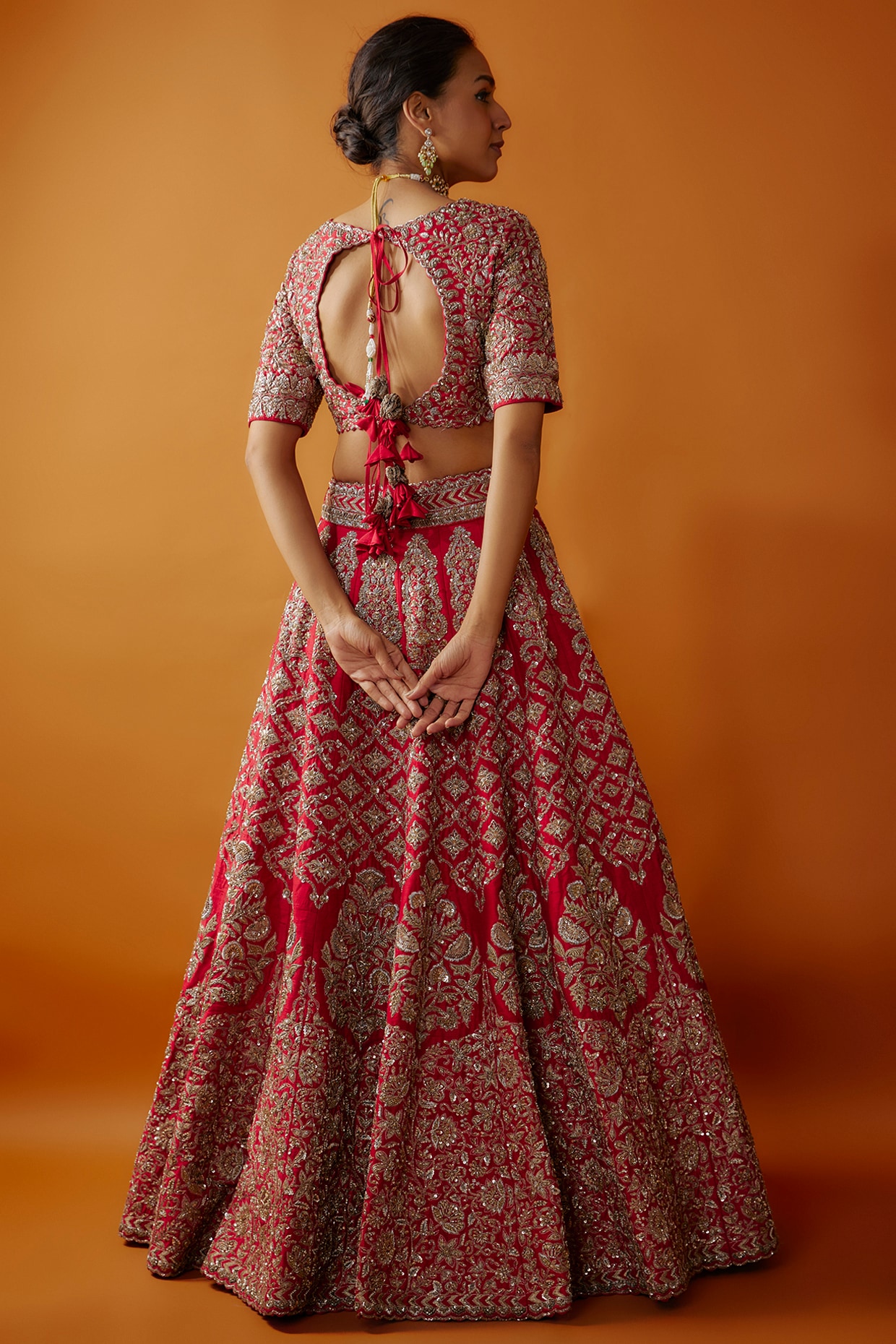 Mrunalini Rao - A poetry in motion bedecked with romantic blooms. Renesha  wears our floral tulle lehenga paired with a embroidered peplum top. Styled  by Bridal Prive. #MrunaliniRaoMuse | Facebook
