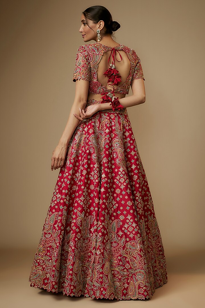 Red Pure Silk Zardosi Embroidered Bridal Lehenga Set by Mrunalini Rao at Pernia's Pop Up Shop