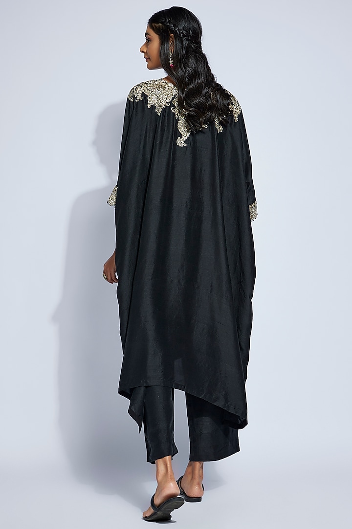 Black Pure Silk Paisley & Zardosi Hand Embroidered Kaftan Set by Mrunalini Rao at Pernia's Pop Up Shop