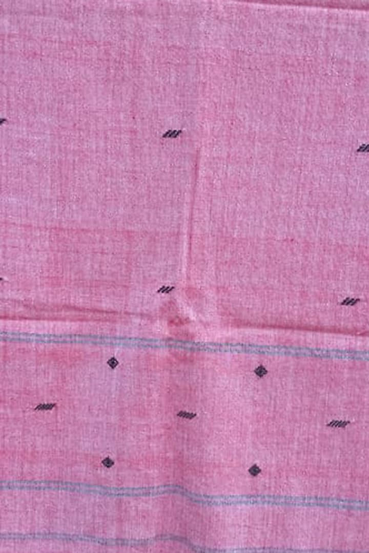 White & Red Handwoven Stole by Rupali Kalita at Pernia's Pop Up Shop