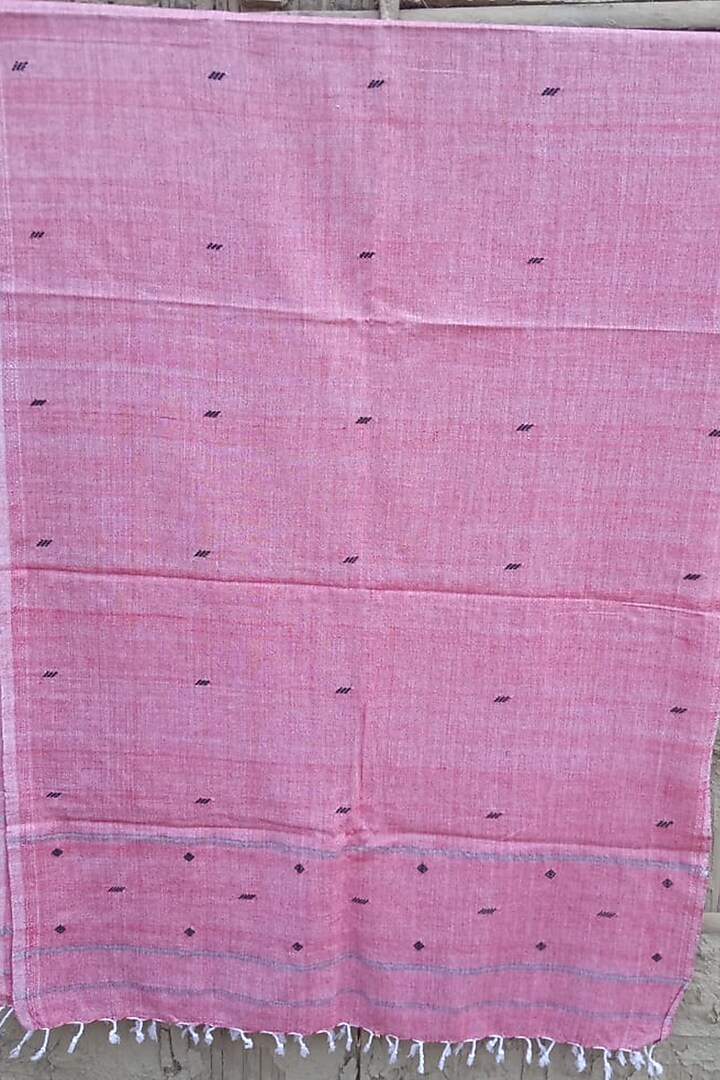 White & Red Handwoven Stole by Rupali Kalita at Pernia's Pop Up Shop
