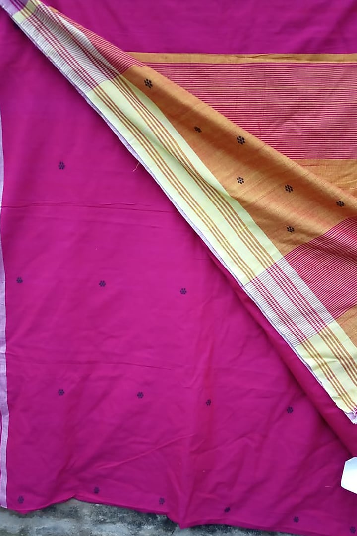 Magenta Handwoven Saree With Black Motifs by Rupali Kalita at Pernia's Pop Up Shop