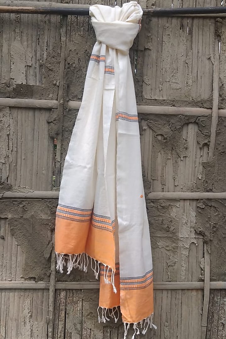 White Handwoven Stole by Rupali Kalita at Pernia's Pop Up Shop