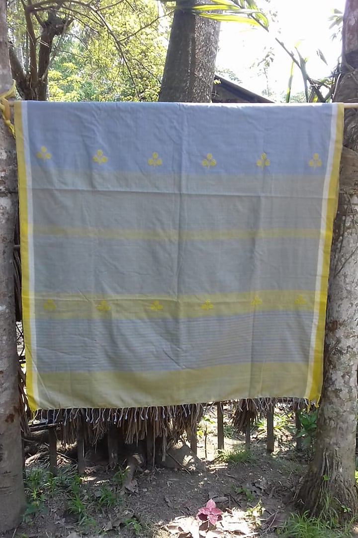Grey & Green Handwoven Saree by Rupali Kalita at Pernia's Pop Up Shop