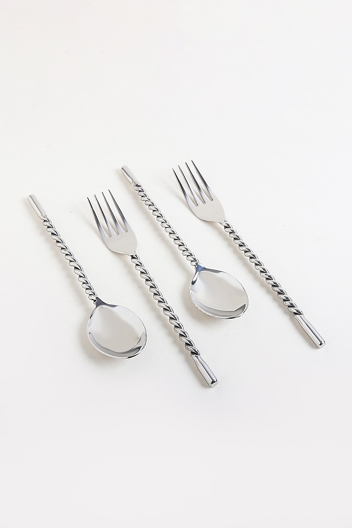 Silver Steel Cutlery Set (Set of 4) by RURAL THEORY