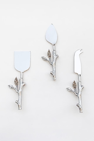 Silver Metal Cutlery Set (Set of 3) by RURAL THEORY