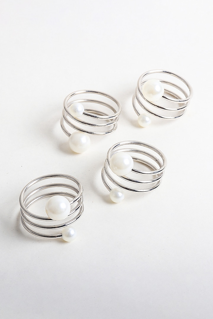 Silver Brass Napkin Rings (Set of 4) by RURAL THEORY