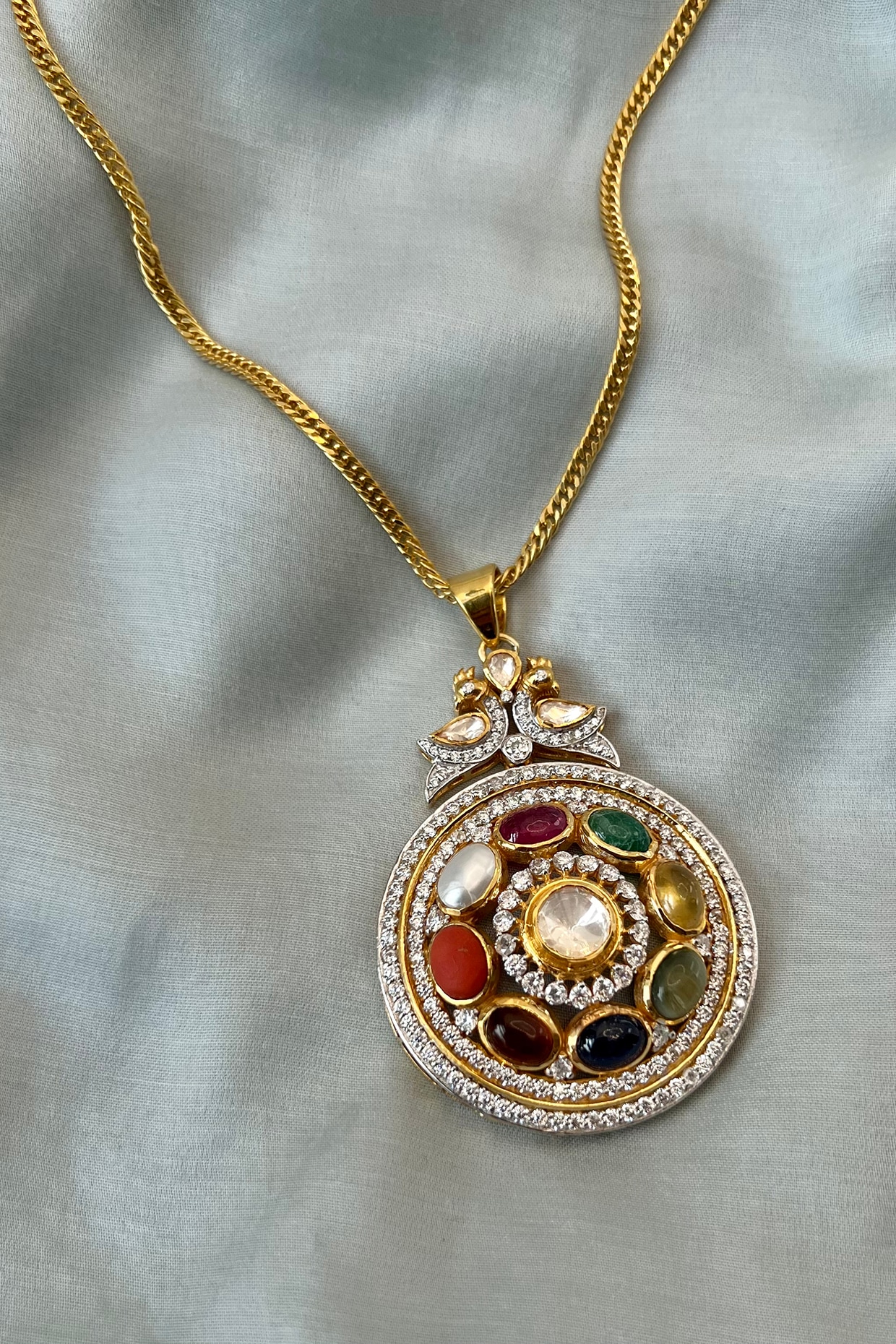 Navratna pendant sale