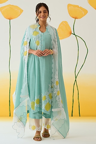 Blue Linen Georgette Applique Kurta Set by Ruzhan