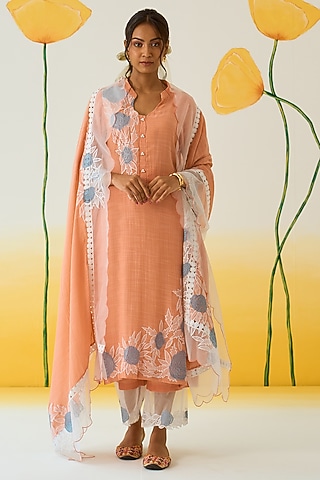 Rose Peach Linen Georgette Applique Kurta Set by Ruzhan