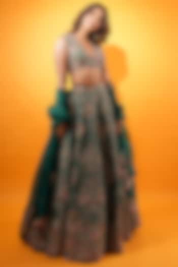 Rama Green Raw Silk Resham & Zardosi Embroidered Bridal Lehenga Set by Mrunalini Rao at Pernia's Pop Up Shop