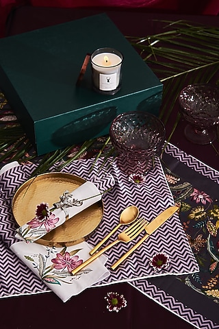 White & Pink Printed Tablescape Set  by Rishi & Vibhuti - Homeware