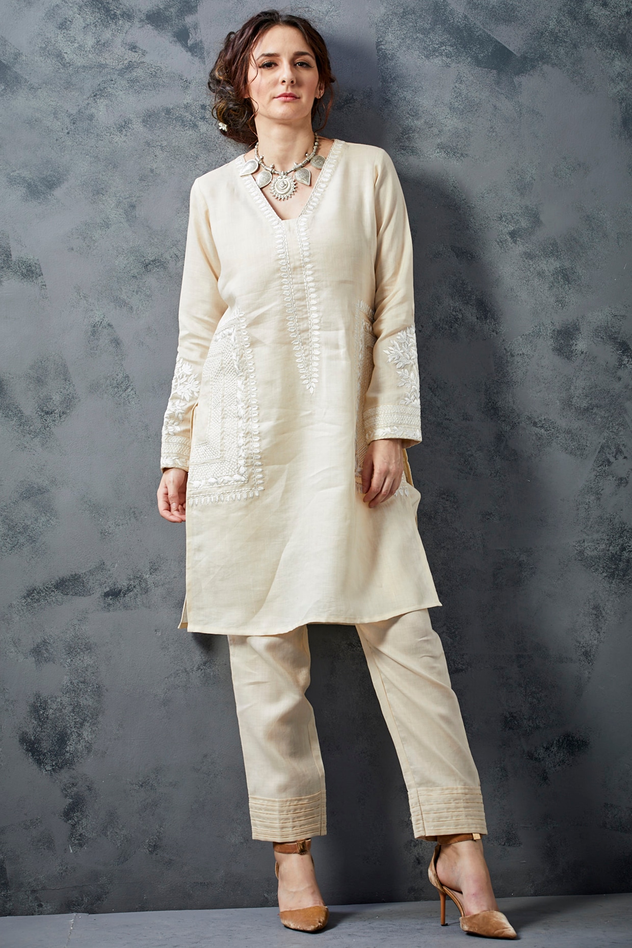 Beige Khadi Kurta Set by The Royaleum Atelier at Pernia's Pop Up Shop 2024