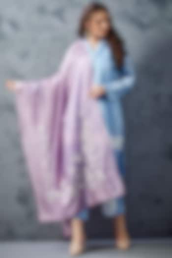 Blue Embroidered Kurta Set by The Royaleum Atelier at Pernia's Pop Up Shop