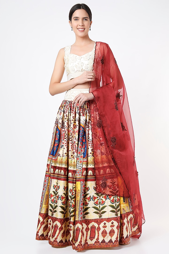Off-White Floral Printed Wedding Lehenga Set by The Royaleum Atelier at Pernia's Pop Up Shop