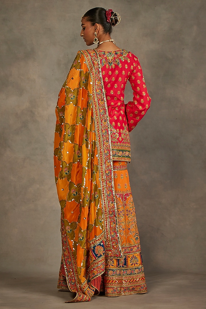 Vibrant Pink Silk Hand Embroidered Kurta Set by The Royaleum Atelier at Pernia's Pop Up Shop