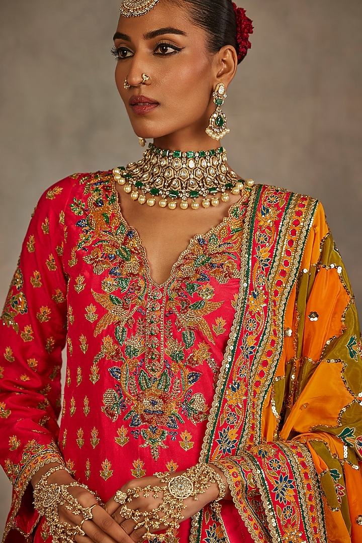 Vibrant Pink Silk Hand Embroidered Kurta Set by The Royaleum Atelier at Pernia's Pop Up Shop