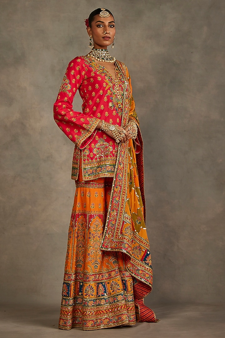 Vibrant Pink Silk Hand Embroidered Kurta Set by The Royaleum Atelier at Pernia's Pop Up Shop