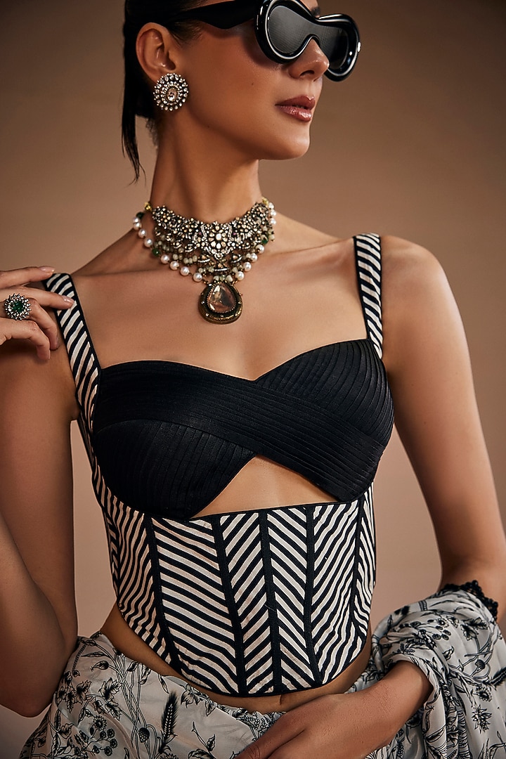 Black & White Silk Printed Wedding Saree Set by The Royaleum Atelier at Pernia's Pop Up Shop